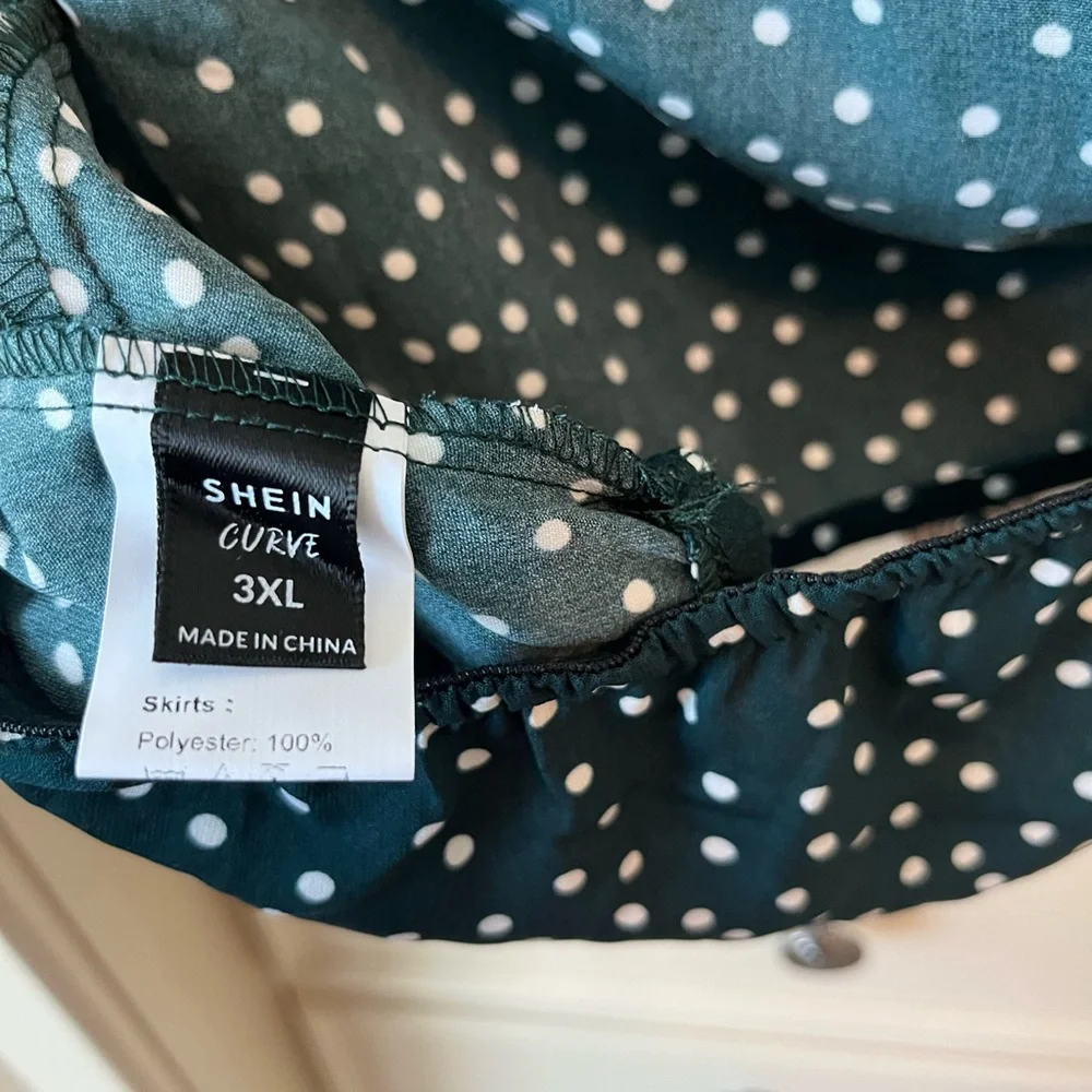 SHEIN 2 piece set, green polka dot skirt and tube top, NWOT, size 3X - Picture 8 of 11
